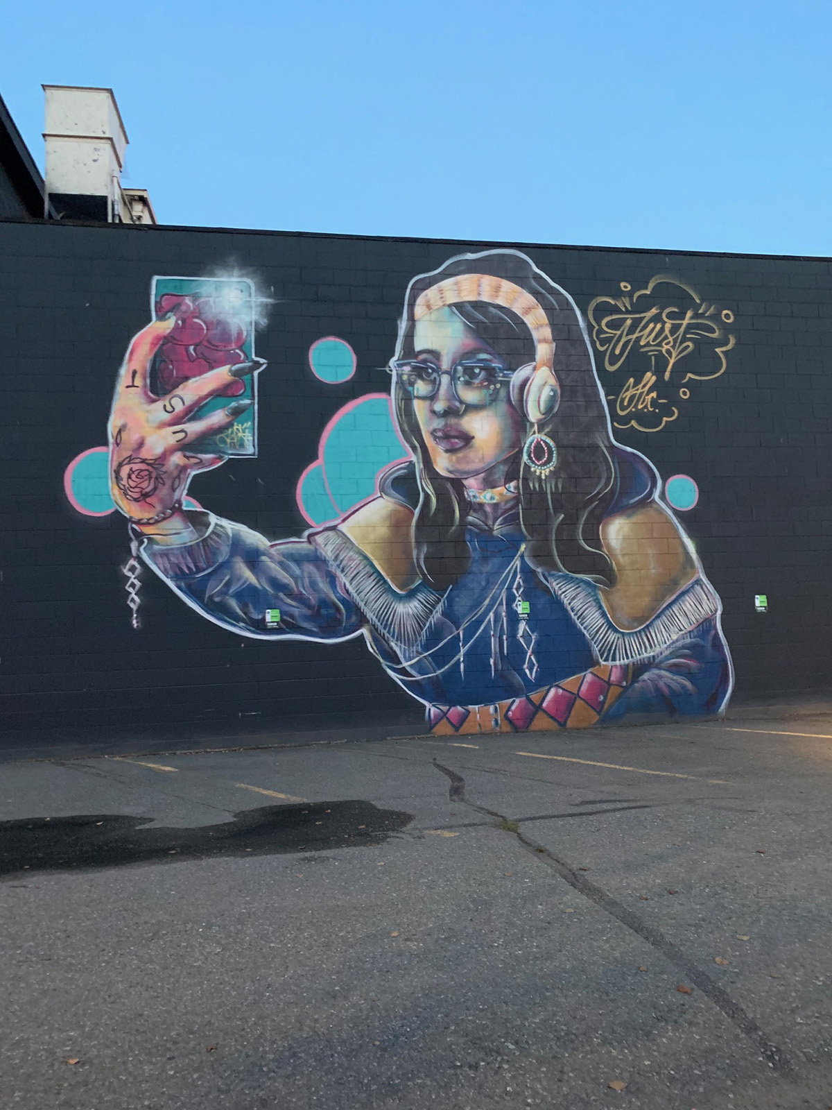 SEED LAB FACADE, WEST