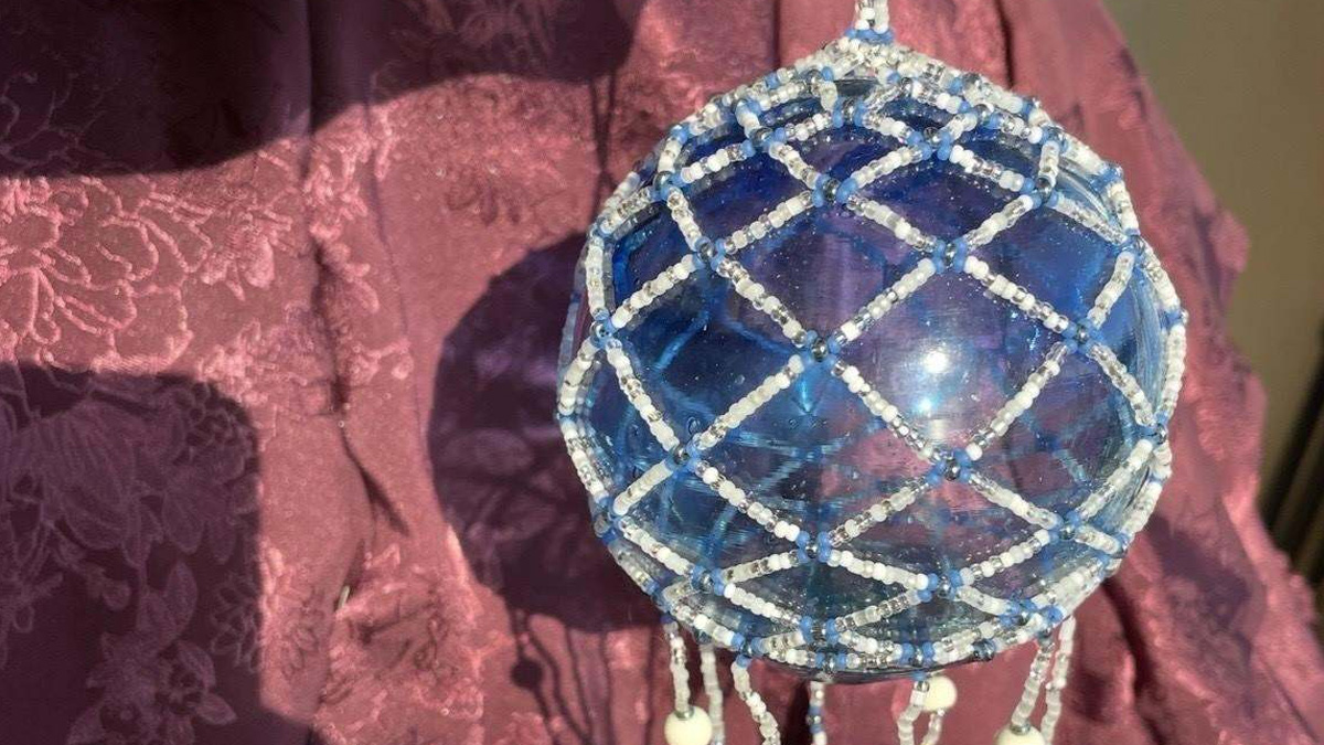 Beading Glass Balls with Courtney Griechen